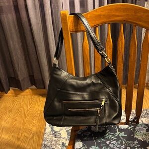 Sleek Black Leather Crossbody Bag